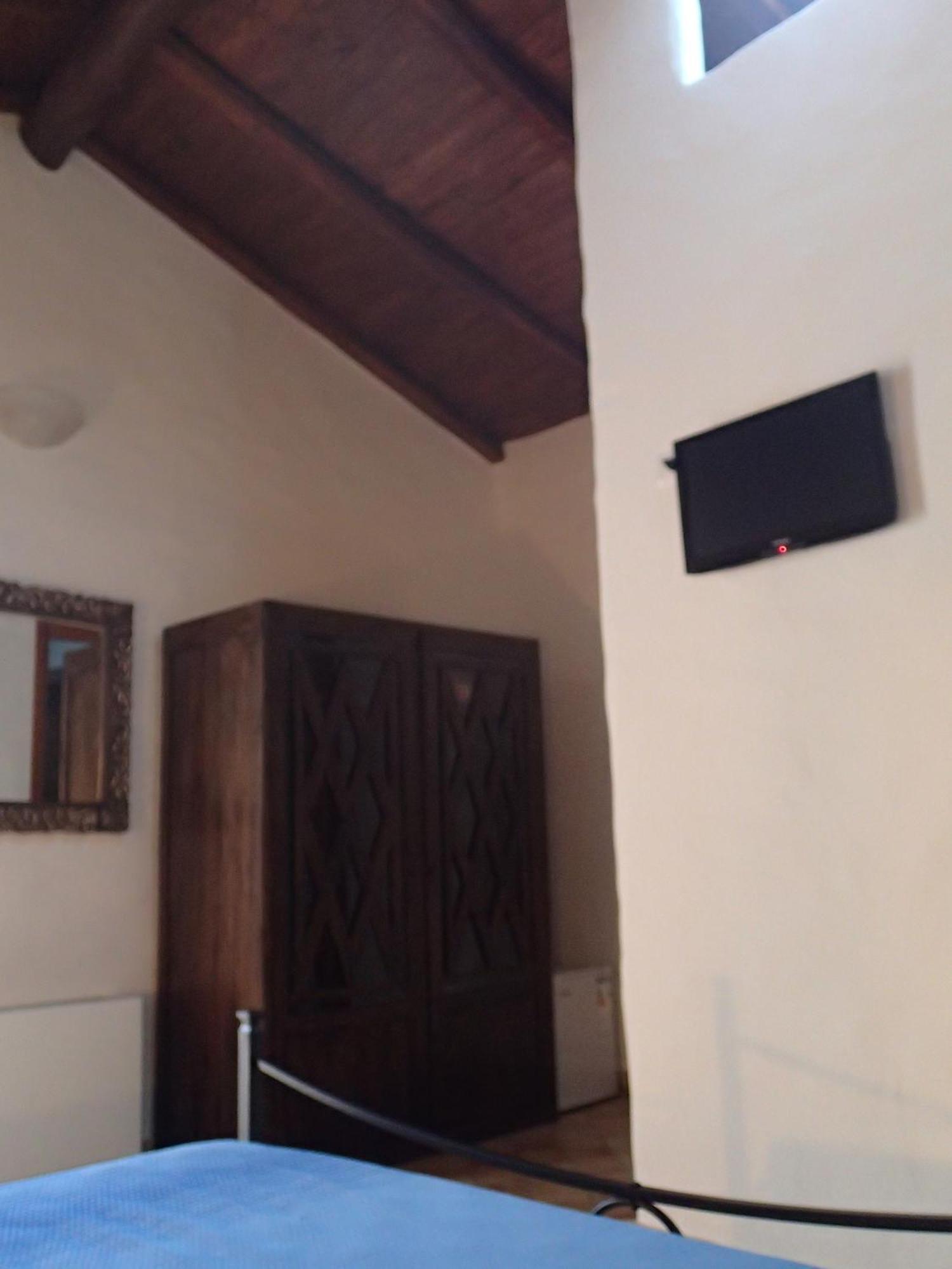 Gasthaus Patitiri Santa Teresa Di Riva Zimmer foto