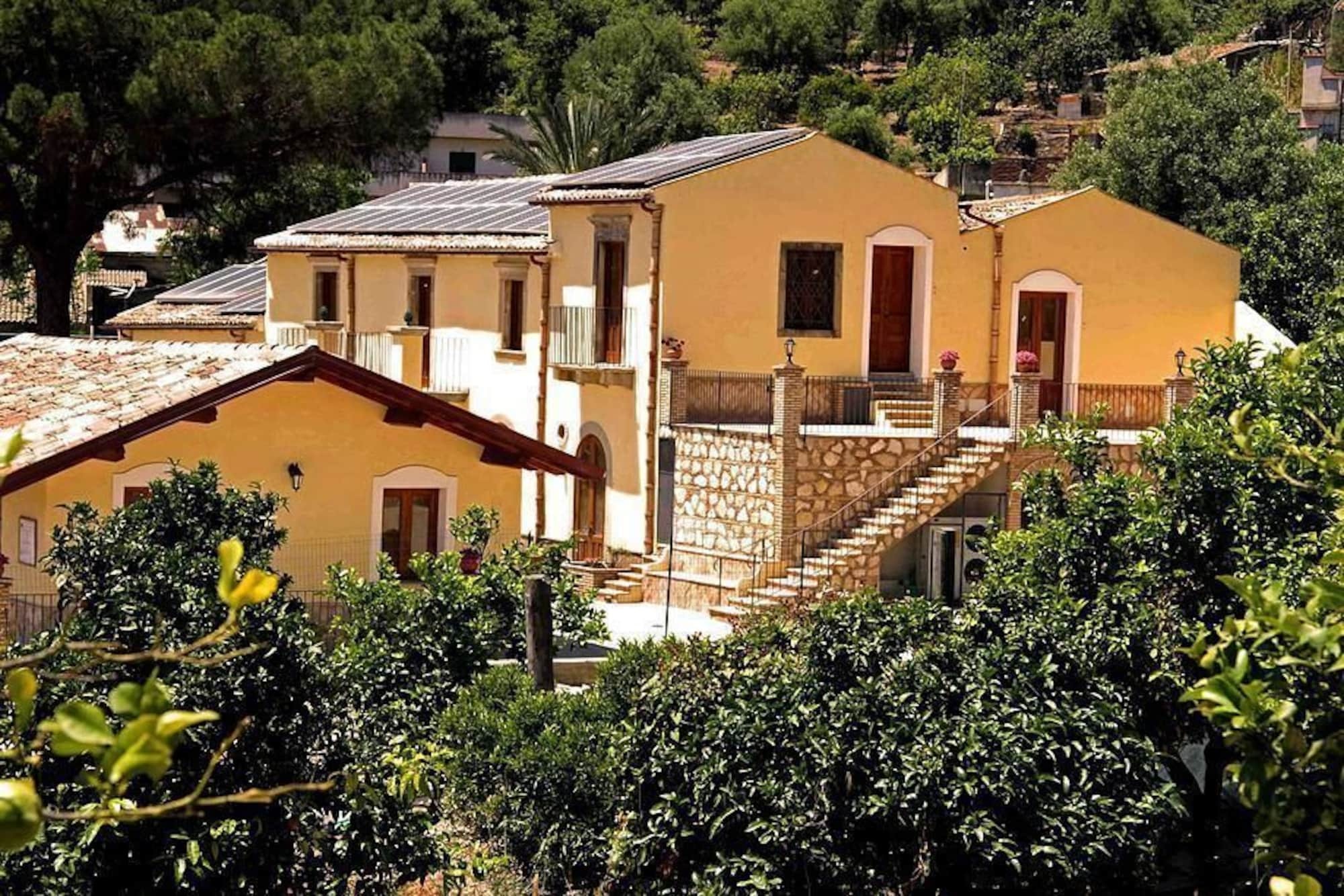Gasthaus Patitiri Santa Teresa Di Riva Exterior foto